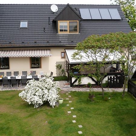 Gaestehaus Liubas Insel Kothen  Exterior photo